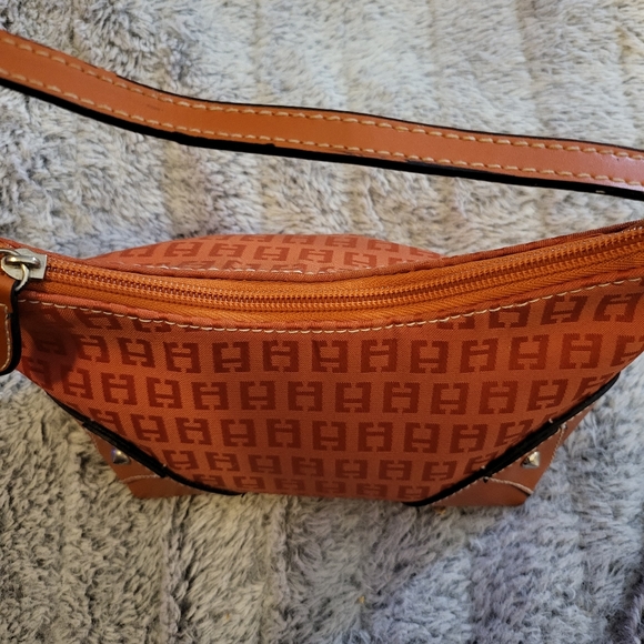 Chateau Orange Small Womens Purse - Preloved - Picture 4 of 9